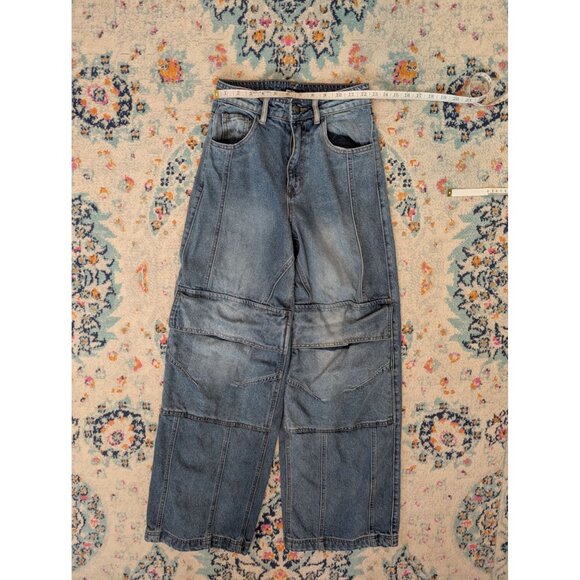 NastyGal Denim Pocketed Cargo Wide Leg Jeans in Authentic Midwash - 4 - Picture 6 of 11